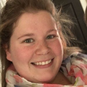 Meet your Posher, Hilary